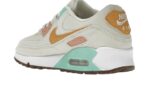 Nike Air Max 90 Happy Pineapple - vue 3