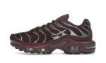 Nike Air Max Plus SE Night Maroon Metallic Silver authentique