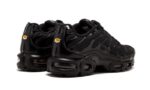 Nike Air Max Plus Triple Black - vue 3