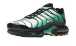 Nike Air Max Plus Vapor Green Malachite Black Light Lemon Twist - vue 2