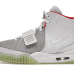 Nike Air Yeezy 2 Pure Platinum authentique