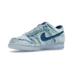 Nike Dunk Low Abominable Snowman - vue 3