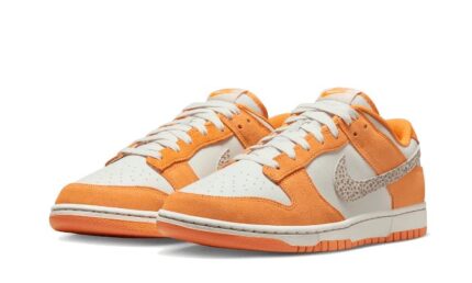 Nike Dunk Low AS Safari Swoosh Kumquat - vue 2