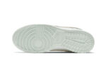Nike Dunk Low Barely Green - vue 3