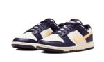 Nike Dunk Low "From Nike To You" Navy Vanilla - vue 2