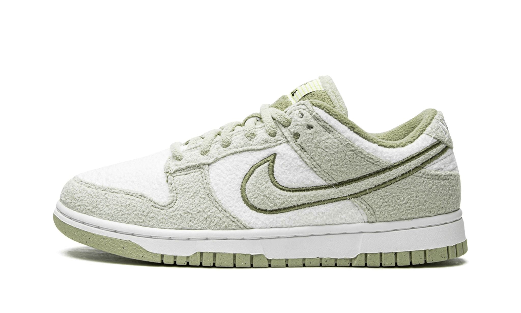 nike-dunk-low-se-fleece-green-816067 Nike Dunk Low SE Fleece Green authentique