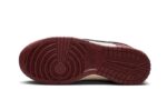 Nike Dunk Low SE Sail Team Red - vue 3