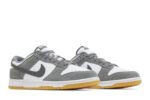 Nike Dunk Low Smoke Grey Gum 3M Swoosh - vue 2