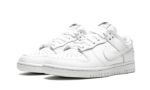 Nike Dunk Low Triple White (2021) - vue 2