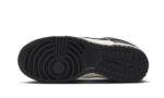 Nike Dunk Low Vintage Panda - vue 3