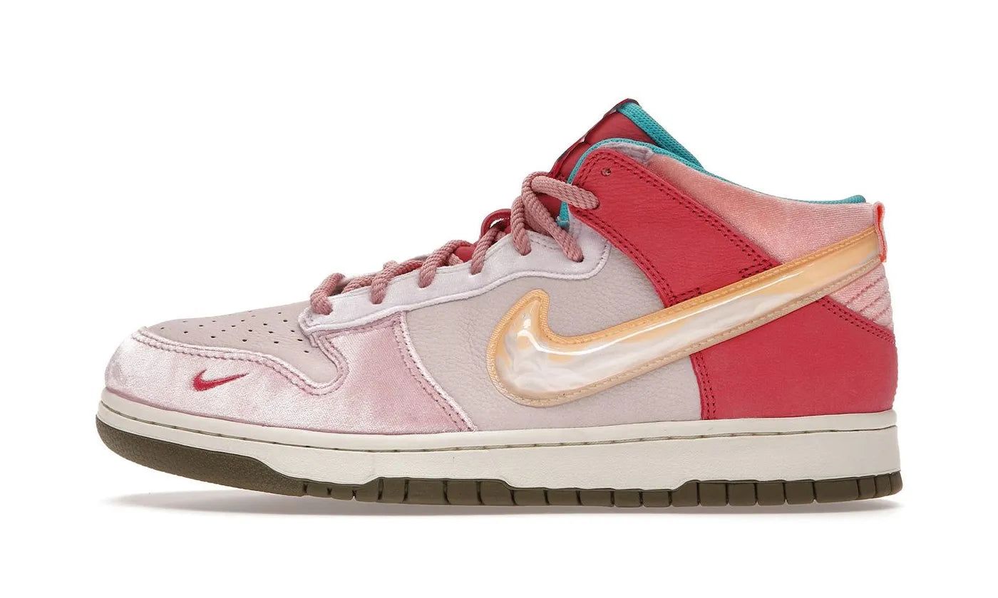 nike-dunk-mid-social-status-free-lunch-strawberry-milk-708196 Nike Dunk Mid Social Status Free Lunch Strawberry Milk authentique