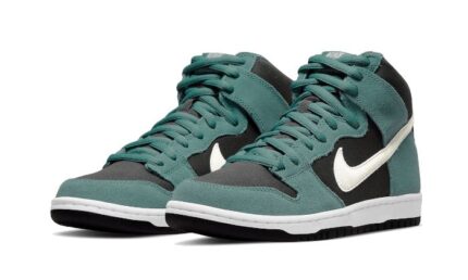 Nike SB Dunk High Green Suede - vue 2