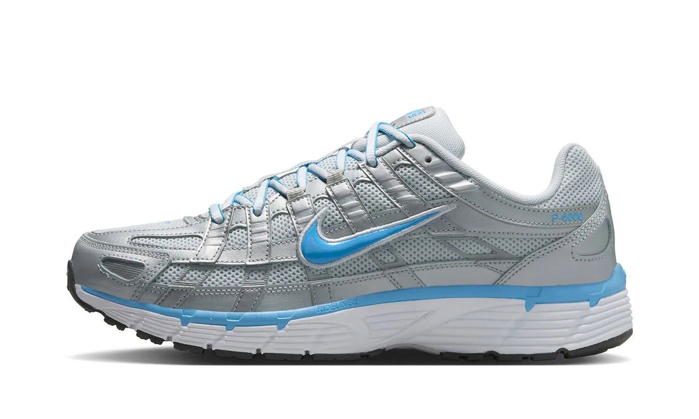nike-p-6000-metallic-platinum-pure-platinum-metallic-silver-university-blue-398918 Nike P-6000 Metallic Platinum Pure Platinum Metallic Silver University Blue authentique