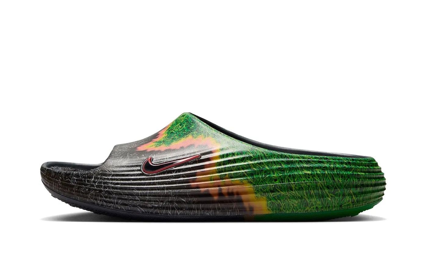 nike-reactx-rejuven8-slide-swoosh-touch-grass-dark-smoke-grey-kelly-green-778874 Nike ReactX Rejuven8 Slide .SWOOSH Touch Grass Dark Smoke Grey Kelly Green authentique