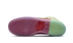 Nike SB Dunk High Pro QS Strawberry Cough - vue 3