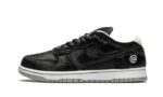 Nike SB Dunk Low BE@RBRICK Medicom Toy authentique