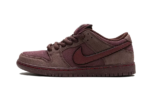 Nike SB Dunk Low City Of Love Burgundy Crush authentique