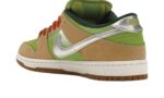 Nike SB Dunk Low Escargot - vue 3