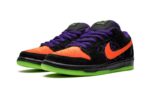 Nike SB Dunk Low "Night of Mischief" - vue 2