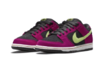 Nike SB Dunk Low Red Plum - vue 2