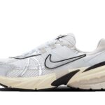 Nike V2K Run Metallic Silver authentique