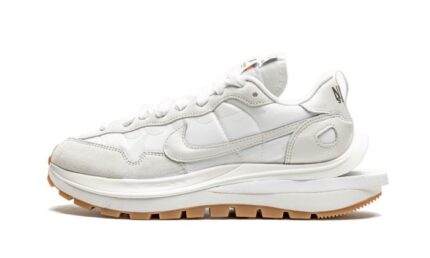 Nike Vaporwaffle Sacai Sail Gum authentique