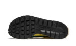 Nike Vaporwaffle Sacai Tour Yellow Stadium Green - vue 4