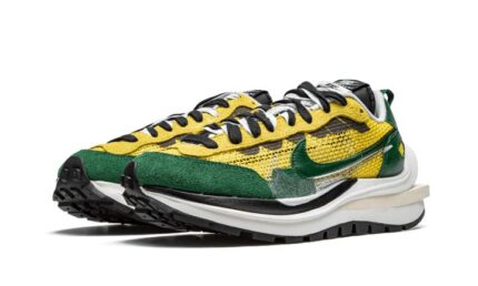 Nike Vaporwaffle Sacai Tour Yellow Stadium Green - vue 2