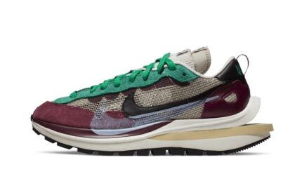 Nike Vaporwaffle Sacai Villain Red Neptune Green authentique