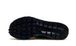 Nike Vaporwaffle Woven Sacai Jean Paul Gaultier Green Gusto - vue 4