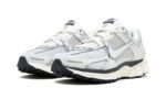 Nike Zoom Vomero 5 Photon Dust - vue 2