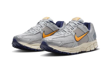 Nike Zoom Vomero 5 Pure Platinum Laser Orange - vue 2