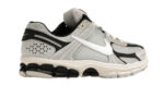 Nike Zoom Vomero 5 Supersonic Light Bone Black - vue 4