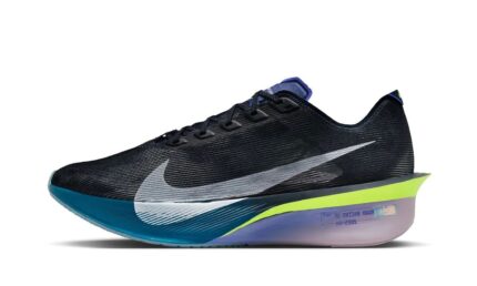 Nike ZoomX Vaporfly Next% 4 Obsidian Persian Violet White authentique